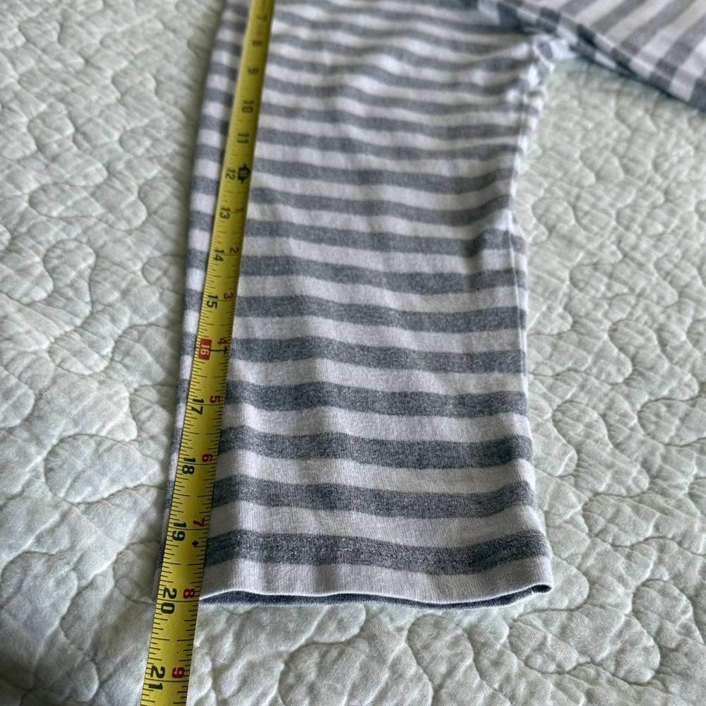 Katju Tasaraita
Nightgown EUC M - Picture 6 of 10